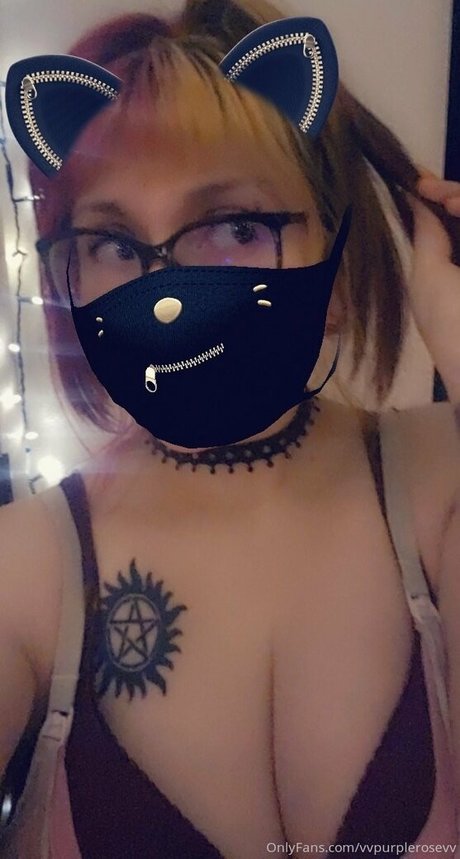 vvpurplerosevv adult model photo