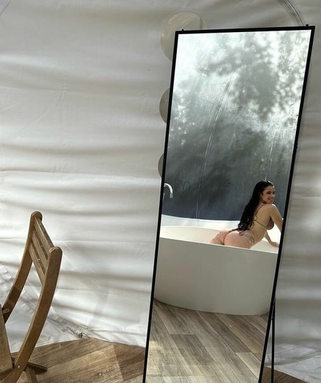 Yai Tejera erotic actress photo