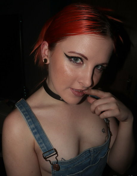 small waifu star xxx gallery