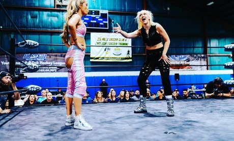 Alisha Edwards adult star galleries