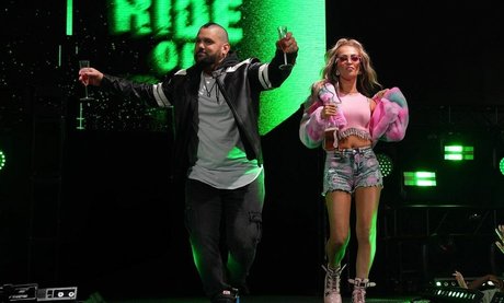 Alisha Edwards naked star img