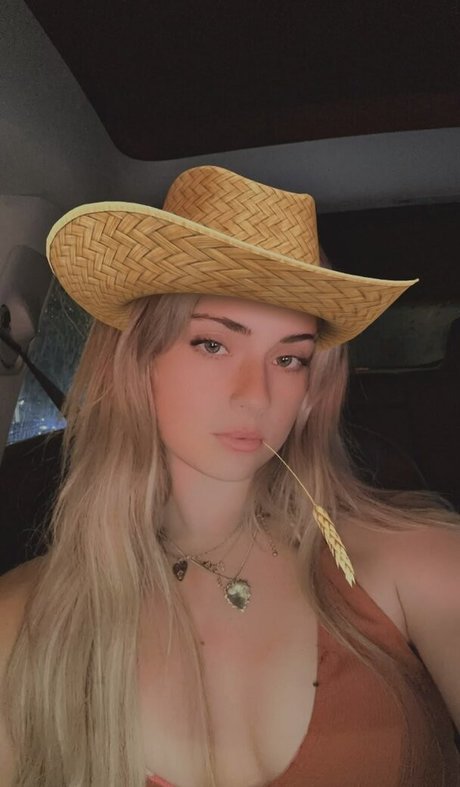 hottest free onlyfans adult pic