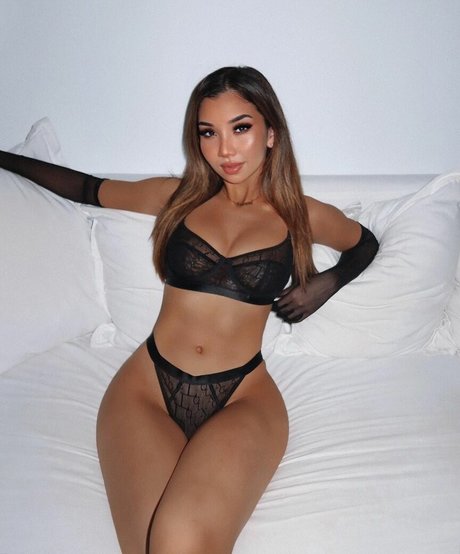 Lumma Aziz erotic pornstar picture