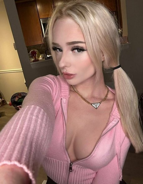 Ambermooody model top archive