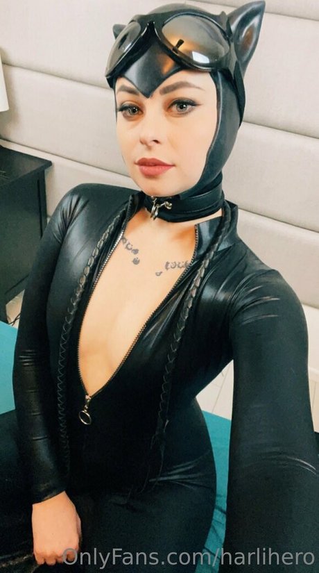 Harliantihero star naked images