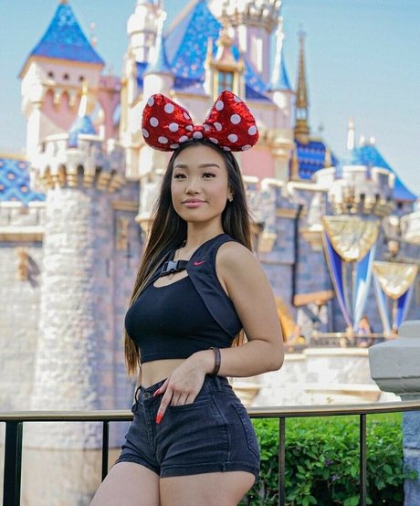 Shallyzsa pornstar free images