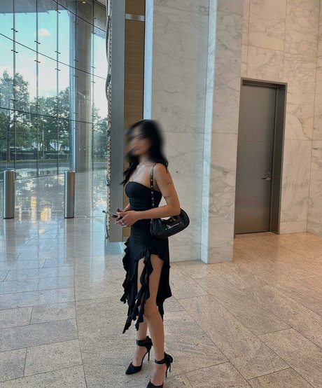 Gabby hua exclusive actress gallery