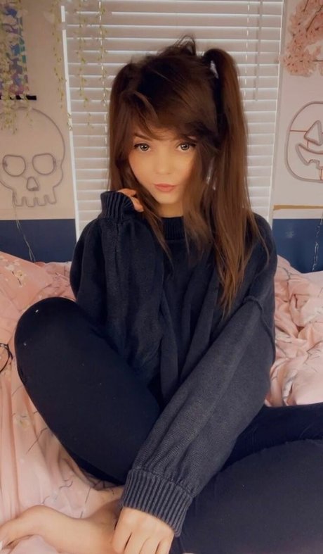 Danni Meow model sexy galleries