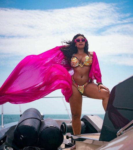 Ashanti free pornstar photos