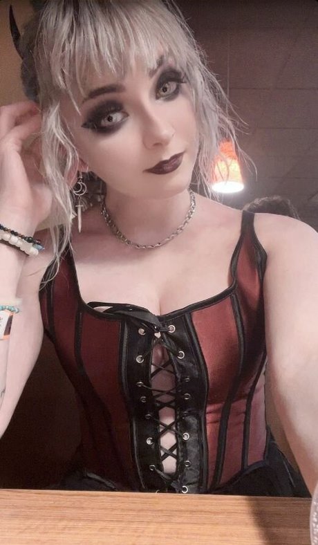 Stellalasaurus model xxx image