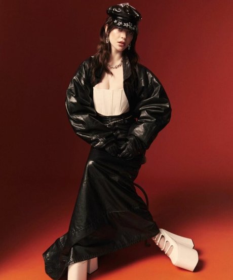 Sophie Thatcher beautiful model picture