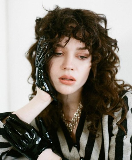 Sophie Thatcher pornstar high quality pic