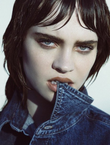 Sophie Thatcher pornstar exclusive image