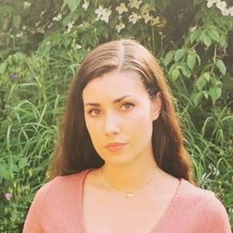 yabbe free actress images