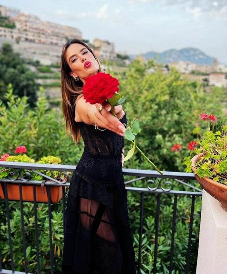 thick onlyfans nice pics