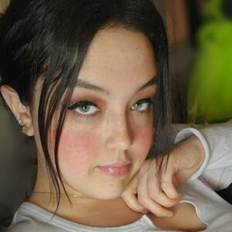 riah4real star pretty pics