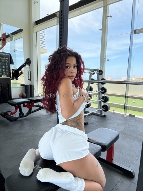 urfavangell high quality model picture