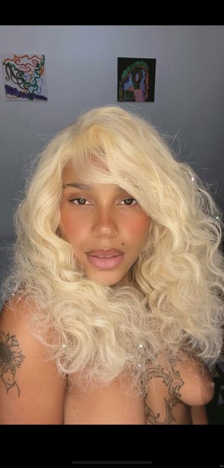 black tranny onlyfans exclusive pictures