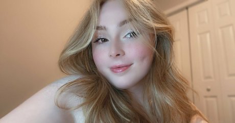 Shy Trans star hot archive