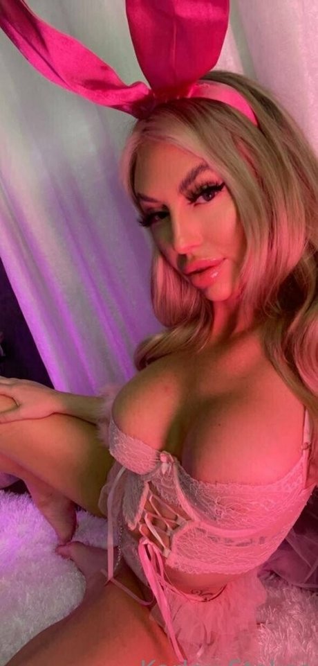 karleystokes beautiful actress picture