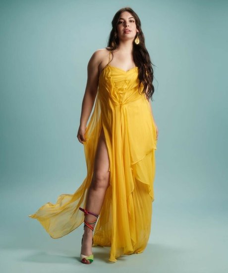 Isabella Gomez nude star image