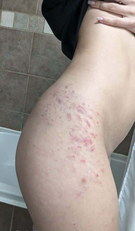 Karmaroused model hd photo