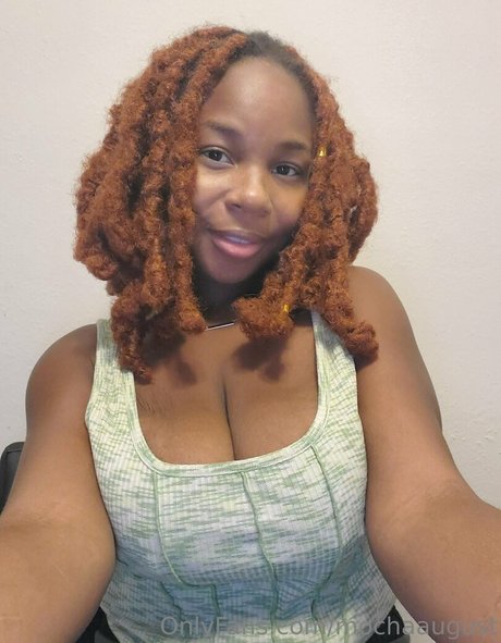mochaaugust pornstar img