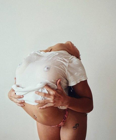 Stephanie Marieotto model exclusive photos