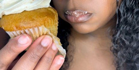 asmrwithnaomi exclusive actress pictures