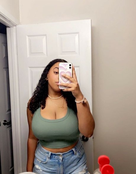 tesssabearrr pretty actress galleries