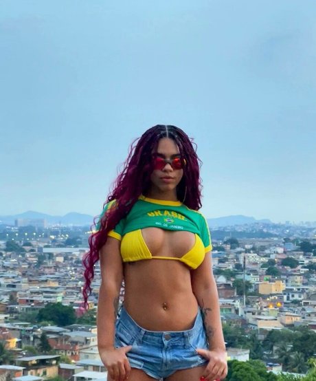 eumariart model adult archive