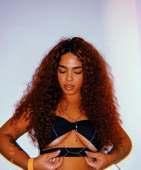 eumariart adult actress photos