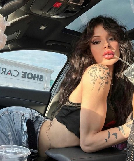 Kendalluvxx porn star pic