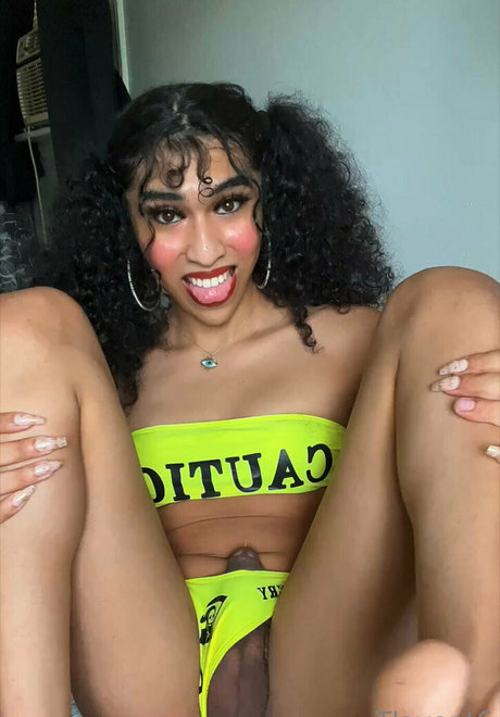 Tlavont art star picture