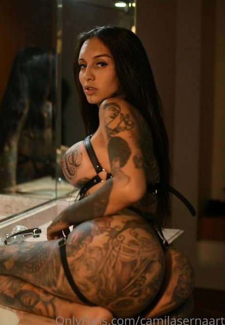 camilasernaart model perfect pictures