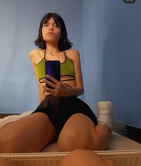 Vamp car star sexy galleries