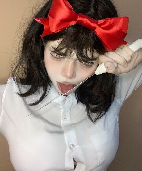 Vamp car beautiful actress galleries