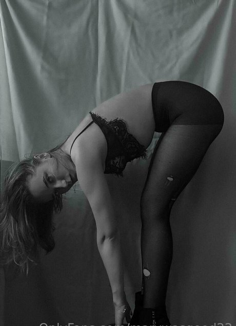 college girls onlyfans free naked images