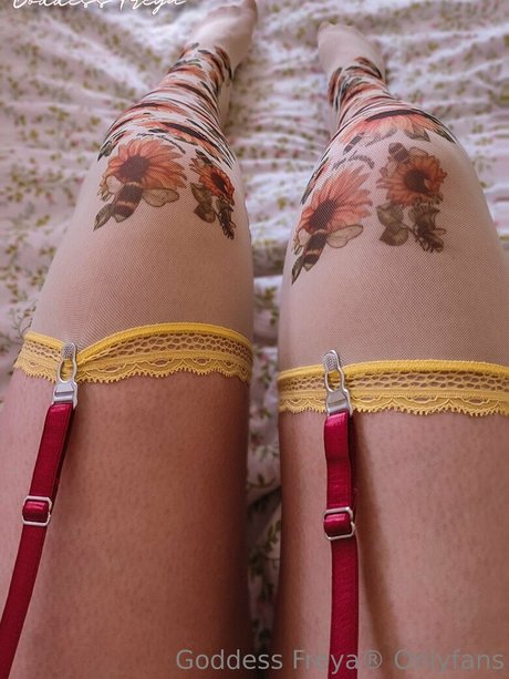 freyas kingdom pornographic model gallery