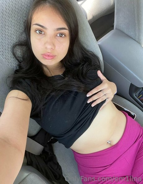 em1lina star porn pics