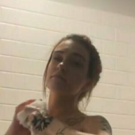 flowermellon top pornstar pictures