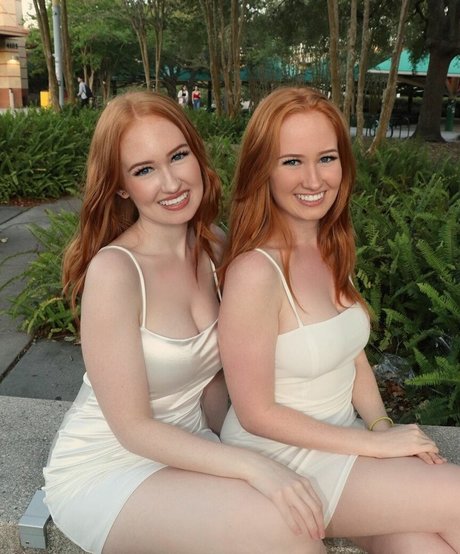 shemale riding onlyfans hot naked img