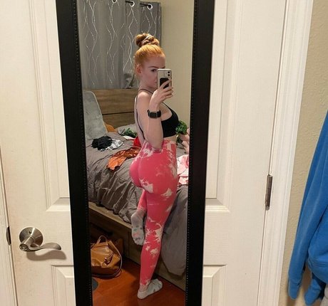 Burinski Twins model adult pictures