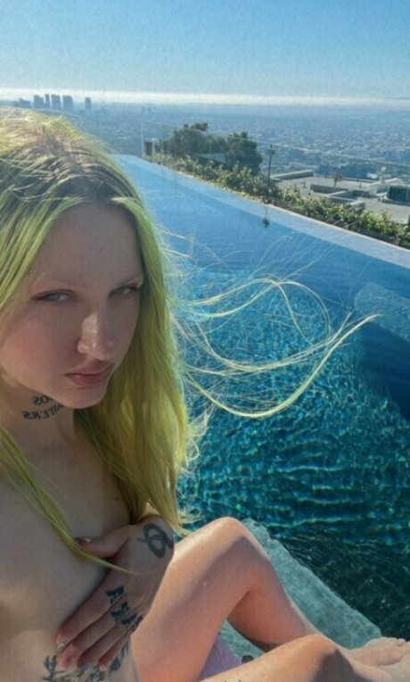 thezaramoon pornographic actress pic