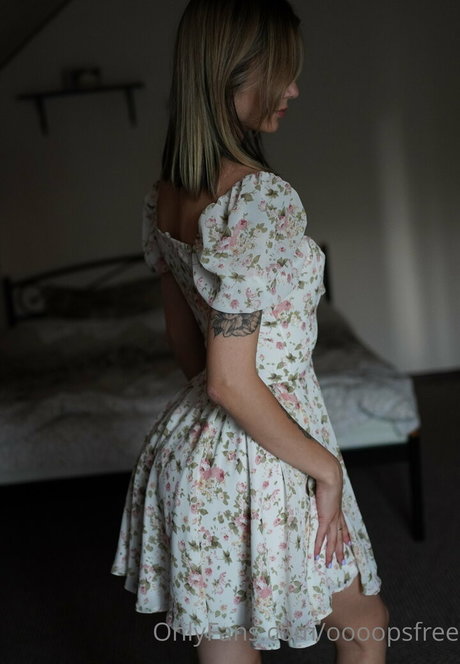 oooopsfree nudes model pic