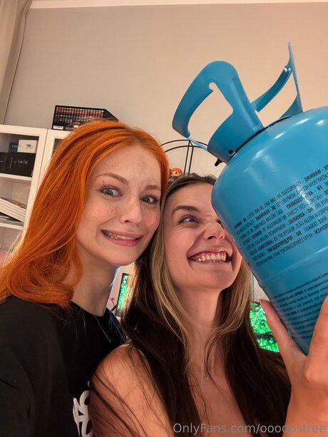 oooopsfree free pornstar photo