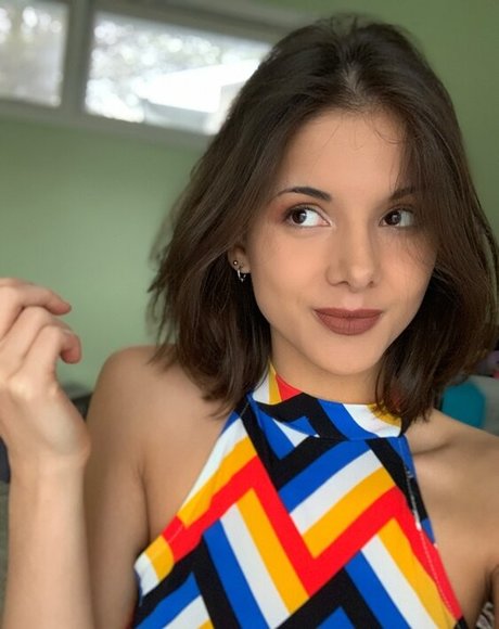 Lolita Milena pornstar hd gallery