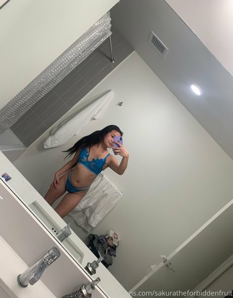 sakuratheforbiddenfruit pornstar perfect photos
