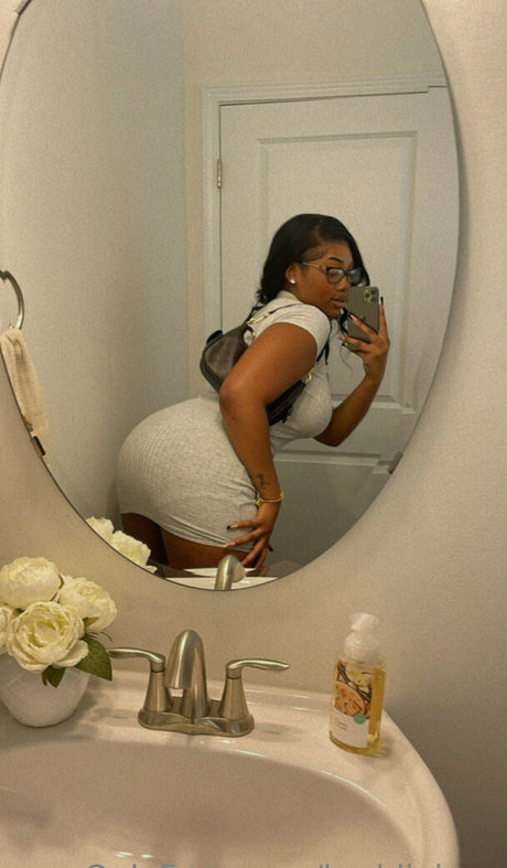 joyythestallion star sexy pics