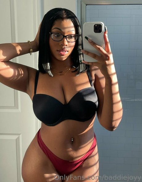 joyythestallion star nude image